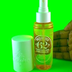 Brazilian Crush Cheirosa 62 Perfume Mist
Vanilla & Salted Caramel Hair & Body